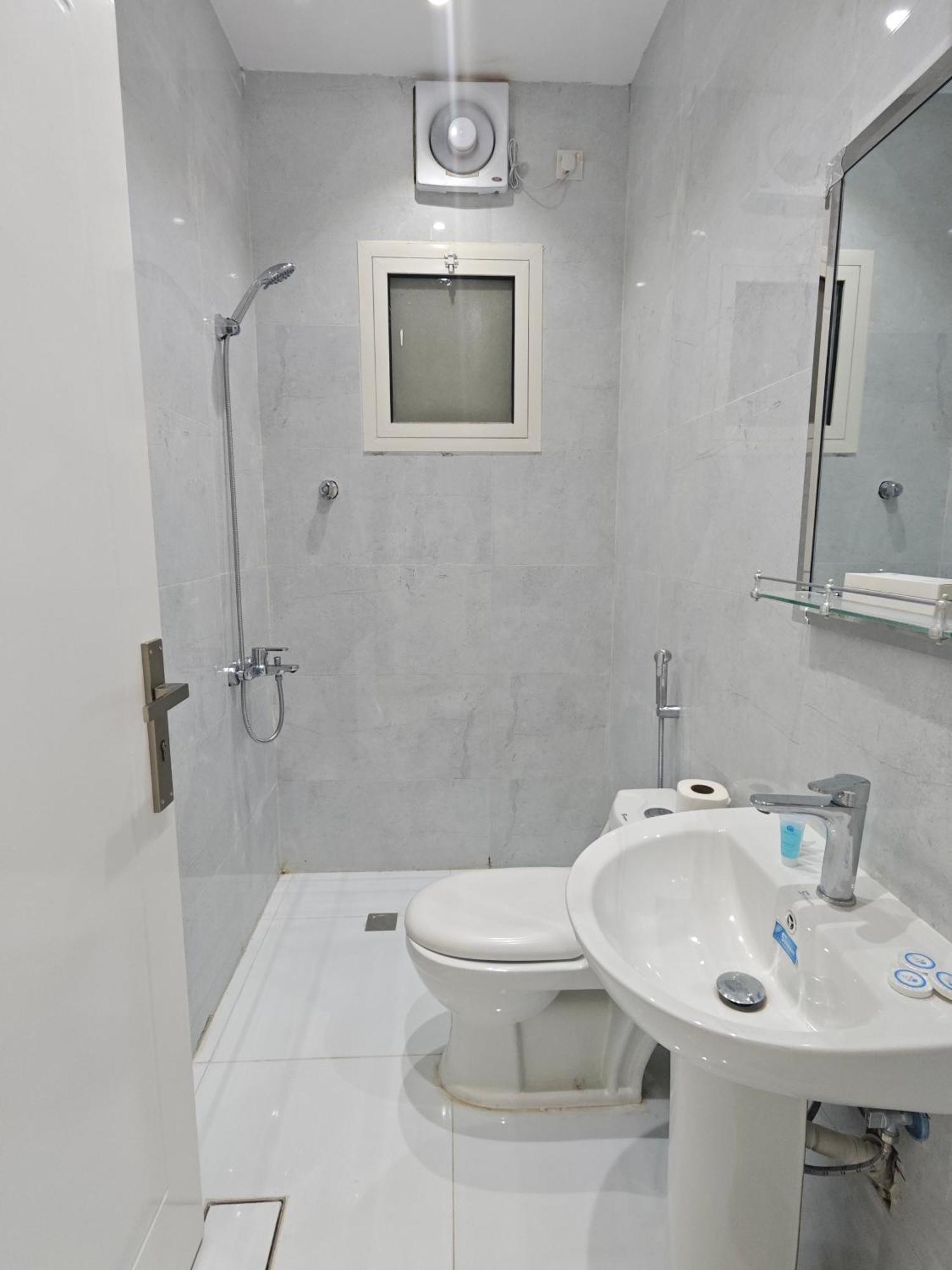Al Awali Yaqoot Al Madina Suites מראה חיצוני תמונה